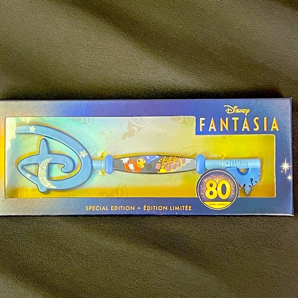 BNIB - Special Edition Fantasia Disney Key - Picture 1 of 2